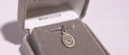 STERLING SILVER SMALL MIRACULOUS MEDAL